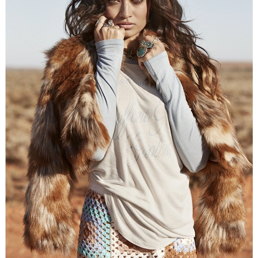 ✨ SPELL The Nomad Faux Fur Jacket ✨ NWT - Picture 2 of 10